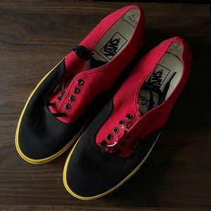 Vans X Disney - Mickey Mouse Authentics (SIZE 10.5)